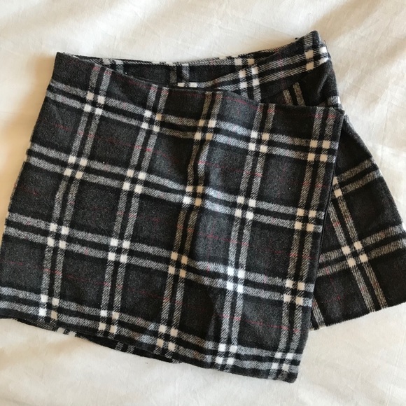 Brandy Melville Dresses & Skirts - Brandy Melville Plaid Skort